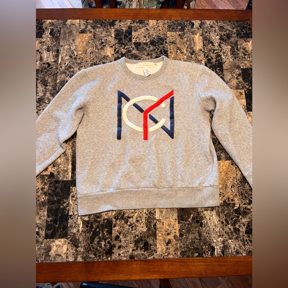 Men’s - H&M - Grey NYC Sweater